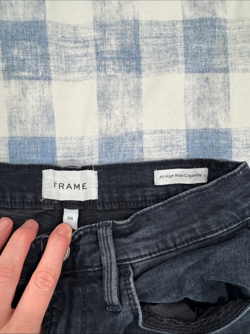 Frame Jeans - Picture 3 of 4